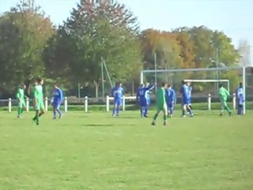 Football : Breuil le Vert toujours leader grâce à sa victoire sur Nogent C