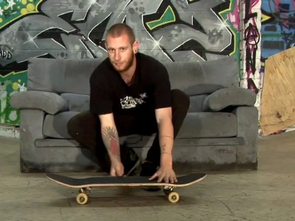 How To Do Heelflip