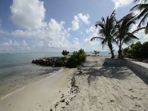 Promotion villa luxe Guadeloupe les pieds dans l'eau à Saint François, 30m du Golf international