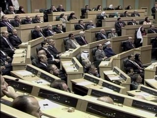 Le roi de Jordanie promet un gouvernement issu du Parlement