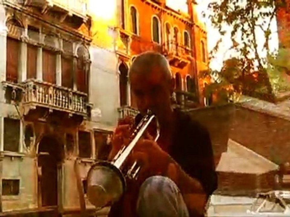 video clip tradicional mia