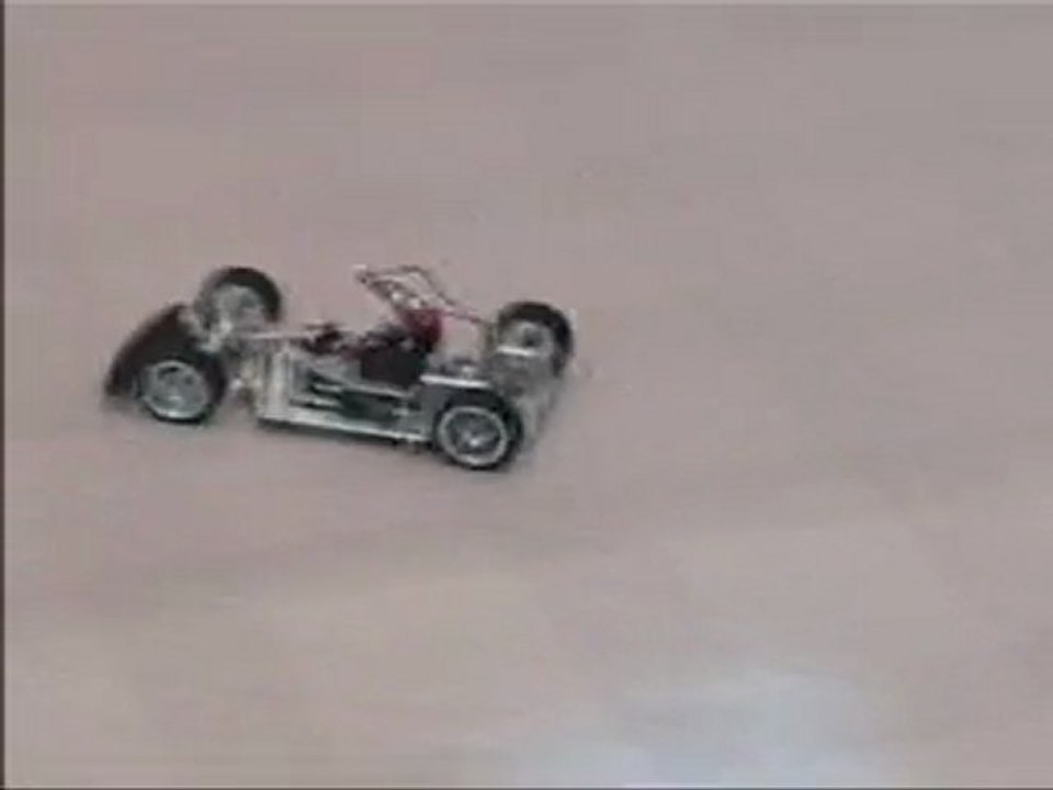 RC2002 Premiers essais en video