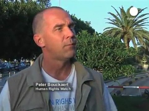 Il figlio di Gheddafi vuole consegnarsi all'Aja