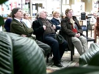 Un café lecture pour la semaine bleue