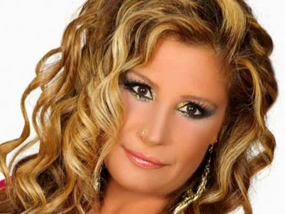 Güler Isik - NE FAYDASI VAR 2011 süper damar