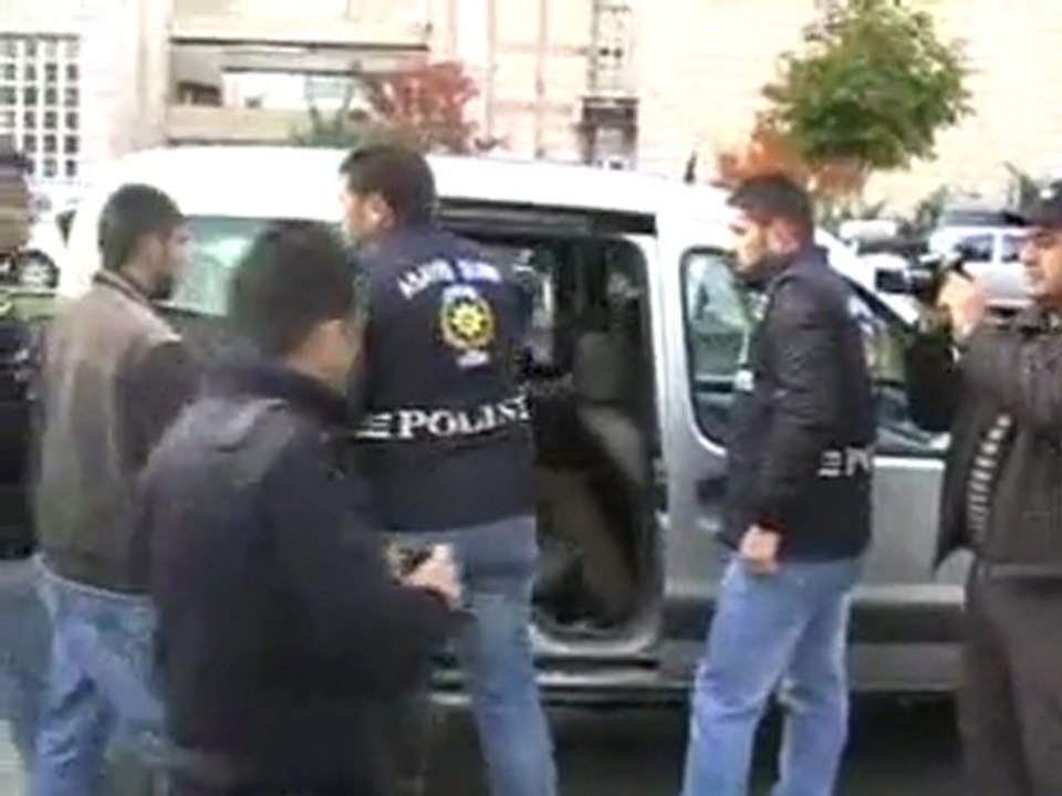 281111_GAZIANTEP_HIRSIZLIK_ZANLILAR_HO