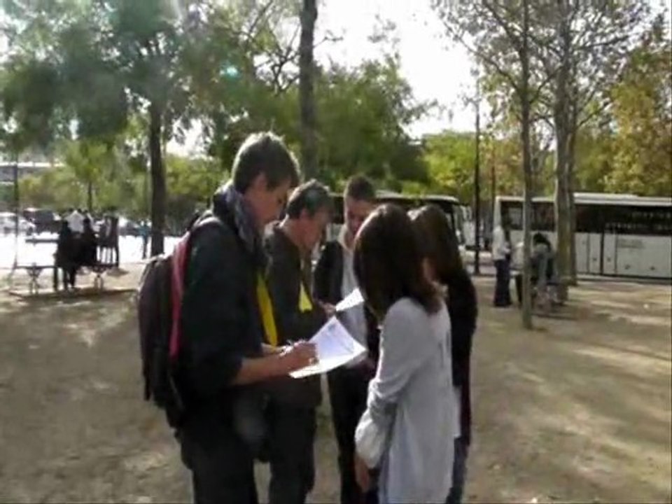 CLIP OFFICIEL VA Y AVOIR DU TAF