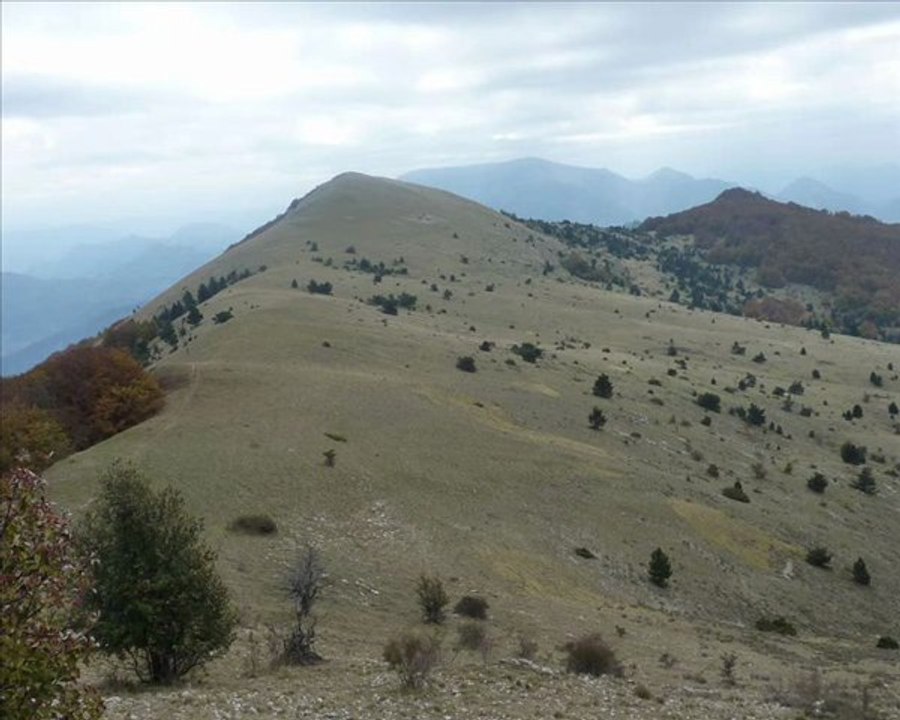 Les Tonils et La montagne de Couspeau  (26 Drôme sud)