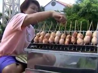 Floods tighten grip on Bangkok