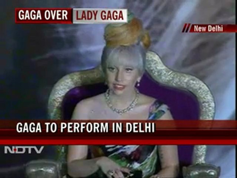 Greetings, my lady: Gaga receives India