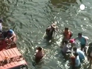 Bangkok floods spark mass exodus