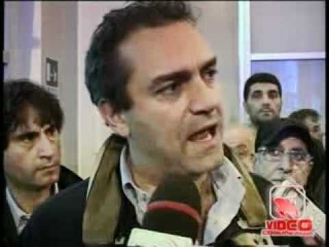 Napoli - De Magistris in campo per i lavoratori