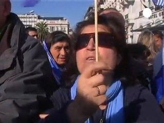 Los griegos no están para celebraciones