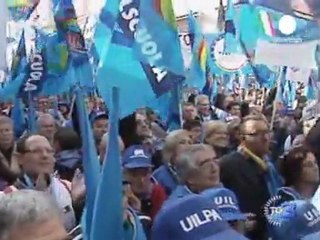Italia in piazza contro la libertà di licenziare
