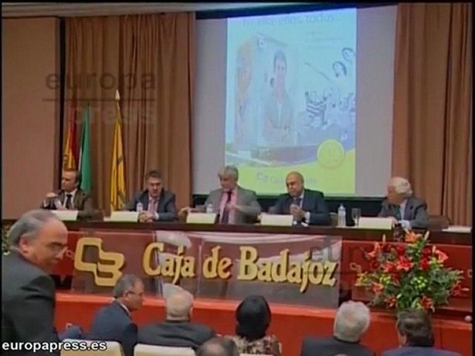 Caja Badajoz presenta 'Agricultura y ganadería extremeñas'