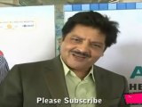 Udit Narayan Sings A Song For Son Aditya Narayan