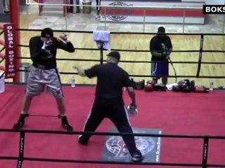 Mariusz Wach na treningu z Juanem de Leonem