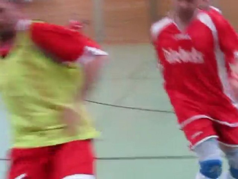 Die AH-Mannschaft der Eintracht Kattenhochstatt beim Hallenturnier 2011