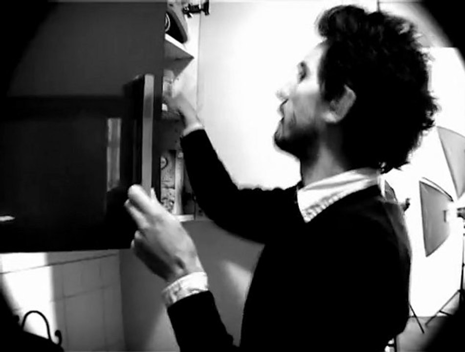 La télécommande à voyager dans le temps bloquée en mode boucle de 46 secondes.