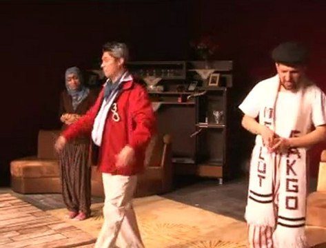 Levent GENÇ Tiyatro Sanatçısı ve Sanat Yönetmeni MGE