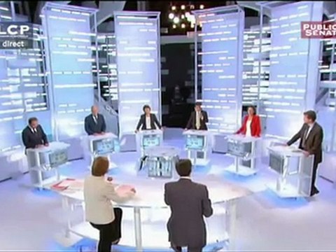 Valls : Policiers et gendarmes ont le moral dans les chaussettes