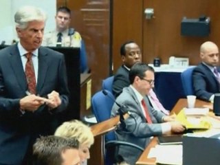 Defense expert: Jackson dosed himself with propofol
