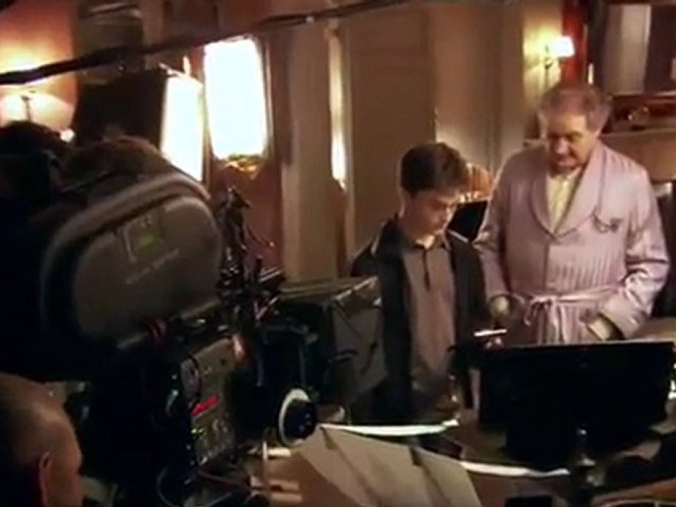 『ハリー・ポッターと死の秘宝 PART2』特別映像ダンブルドアとハリー　Harry Potter and the Deathly Hallows PART 2