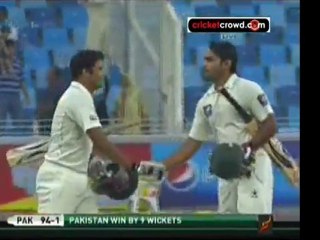 Crushing win for clinical Pakistan