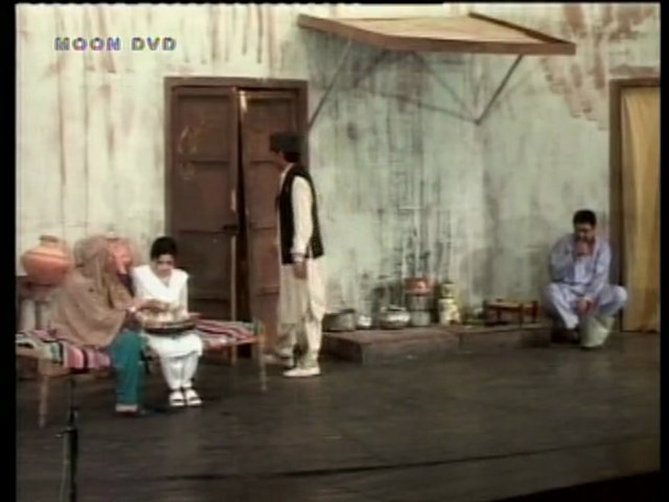 Punjabi Stage Drama (Feeqa in America) Part 4