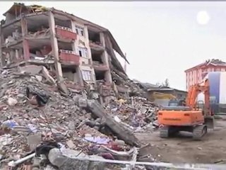 Turchia: sospesa ricerca superstiti del terremoto