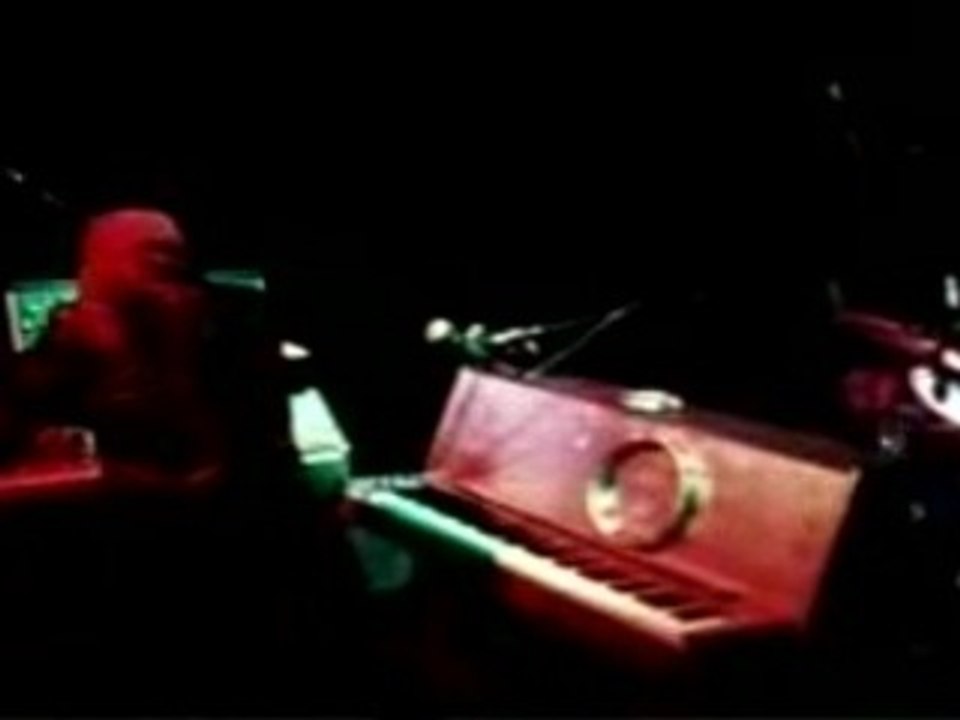 Barclay James Harvest -Crazy city-
