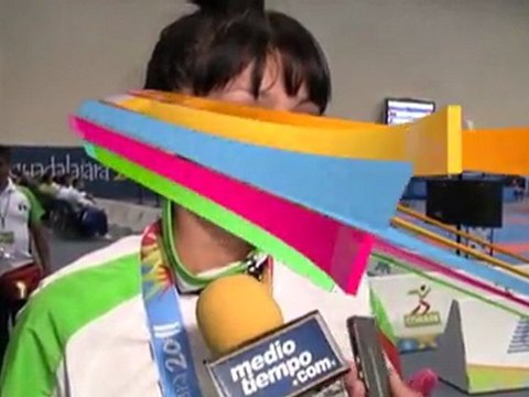 Medio Tiempo: Los Estelares 29-10-11.mov