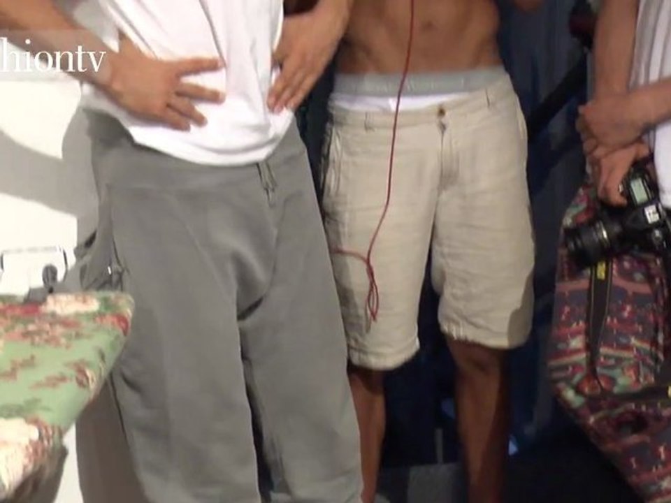 Vivienne Westwood Backstage - Milan Men Spring 2012 | FTV