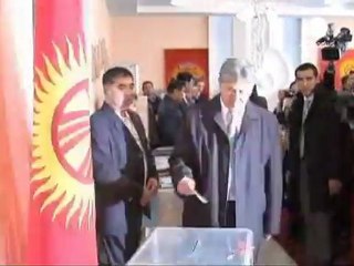 Kyrgyzstan votes for a new president