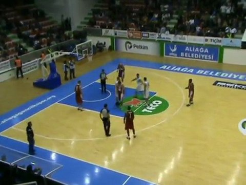 BBL 3.Hafta Aliağa Petkim-Tofaş maçı son dakikaları