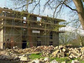 Grand Designs S09E08 The 14th Century Castle - Yorkshire (revisited)