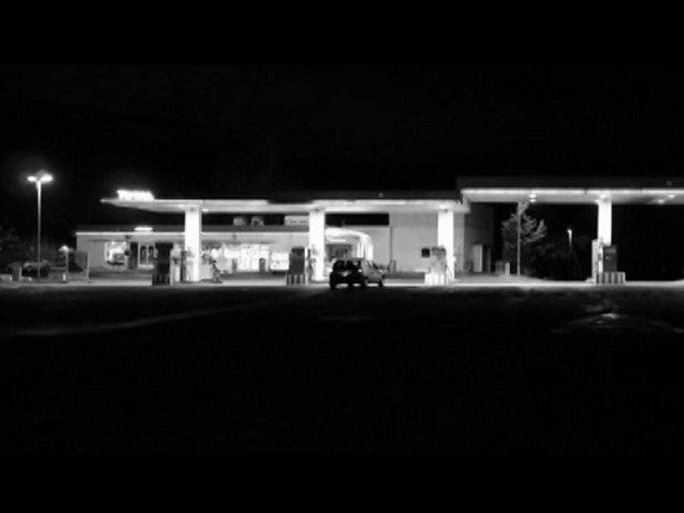 Love Petrole