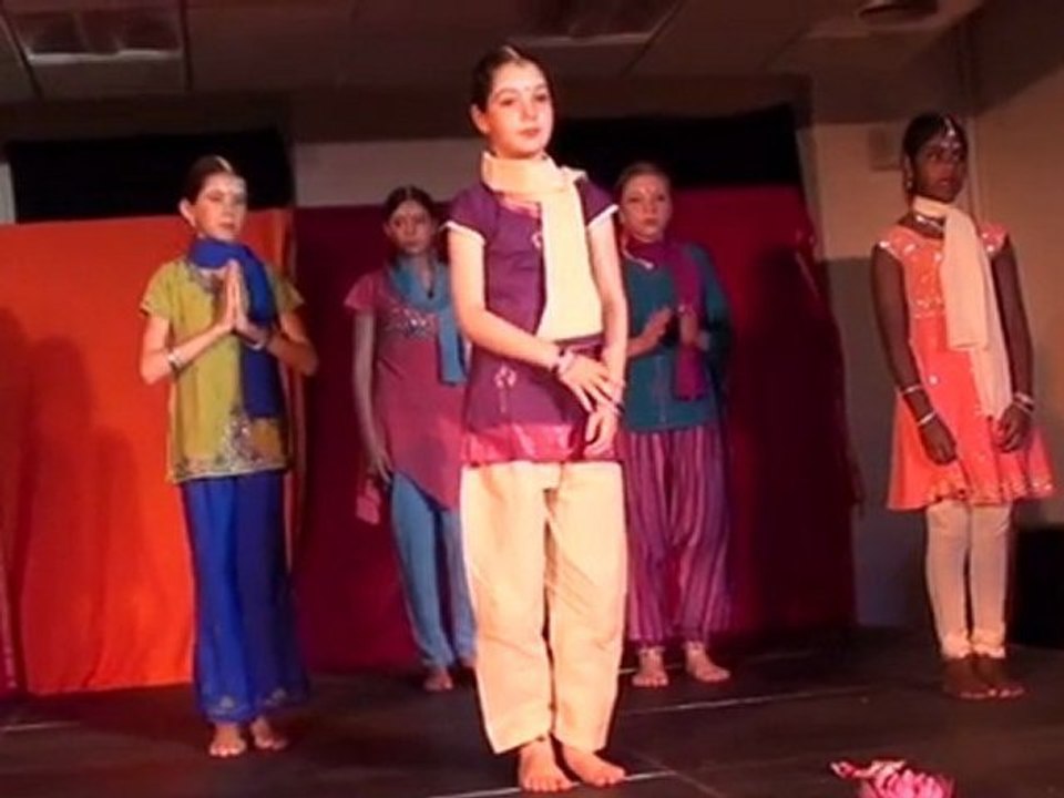 Présentation du travail des élèves  - Padma studio juin 2011 - danse indienne Bharatanatyam et chant indien Druphad