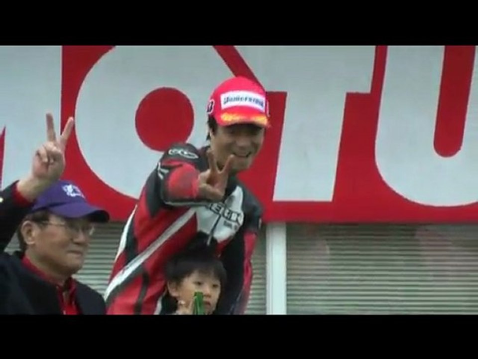2011.10.30 MAX10