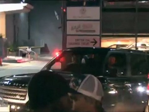 Sexy legs - Paris Hilton & Alessandra Ambrosio