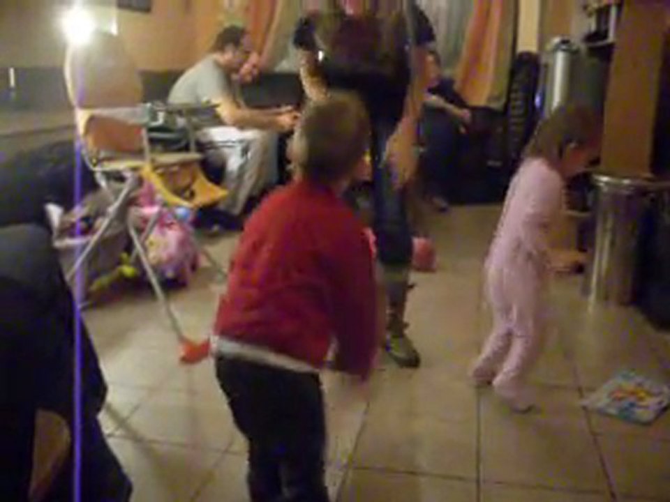 les enfants qui danse