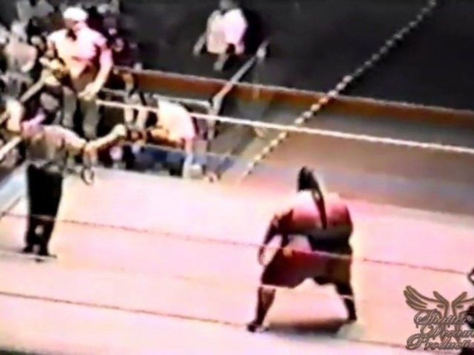 Goldust vs. Yokozuna - House Show - 8/4/96
