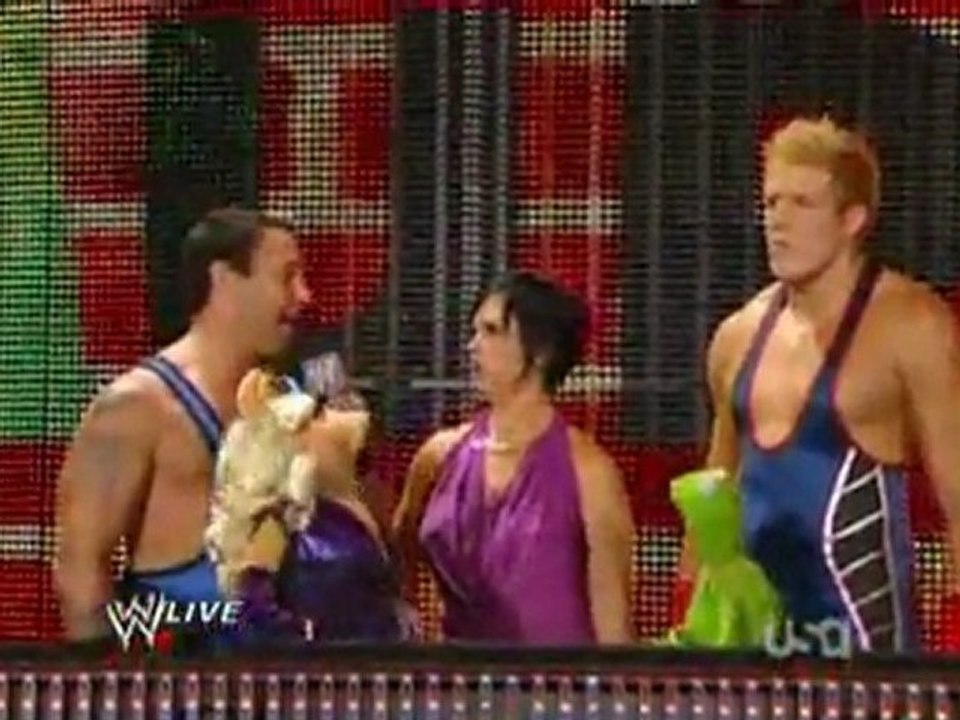 WWE Raw 10/31/11 October 31 2011 high Quality Part 3/13