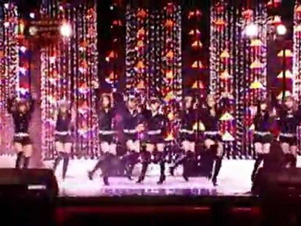 SNSD  Win & Run Devil Run - Seoul Music Awards