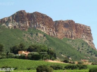 Cassis : le village, son port et ses environs.