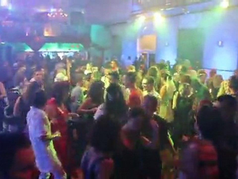 Halloween party #1 Plaza