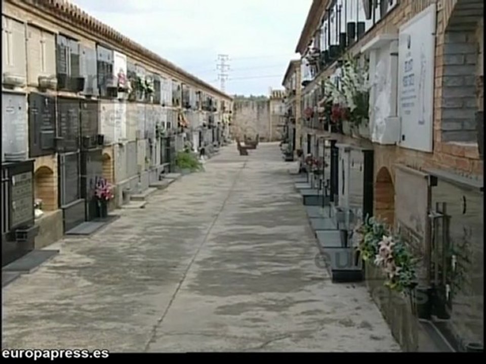 Lápidas de Buñol recuerdan aficiones de difuntos