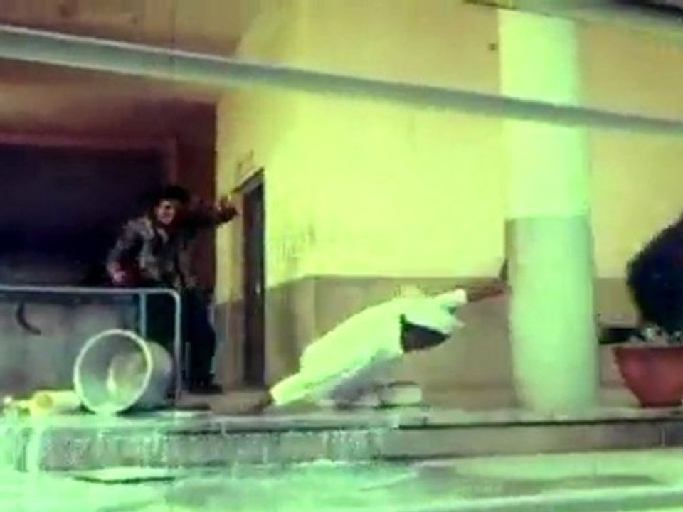 Roshakkari-scene 21.mov