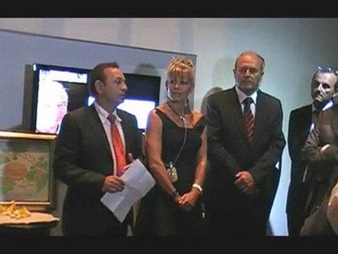 Excellence d'or 2011 Centre Esthétique de Greffe de Cheveux Ile Maurice par Eric Duluc