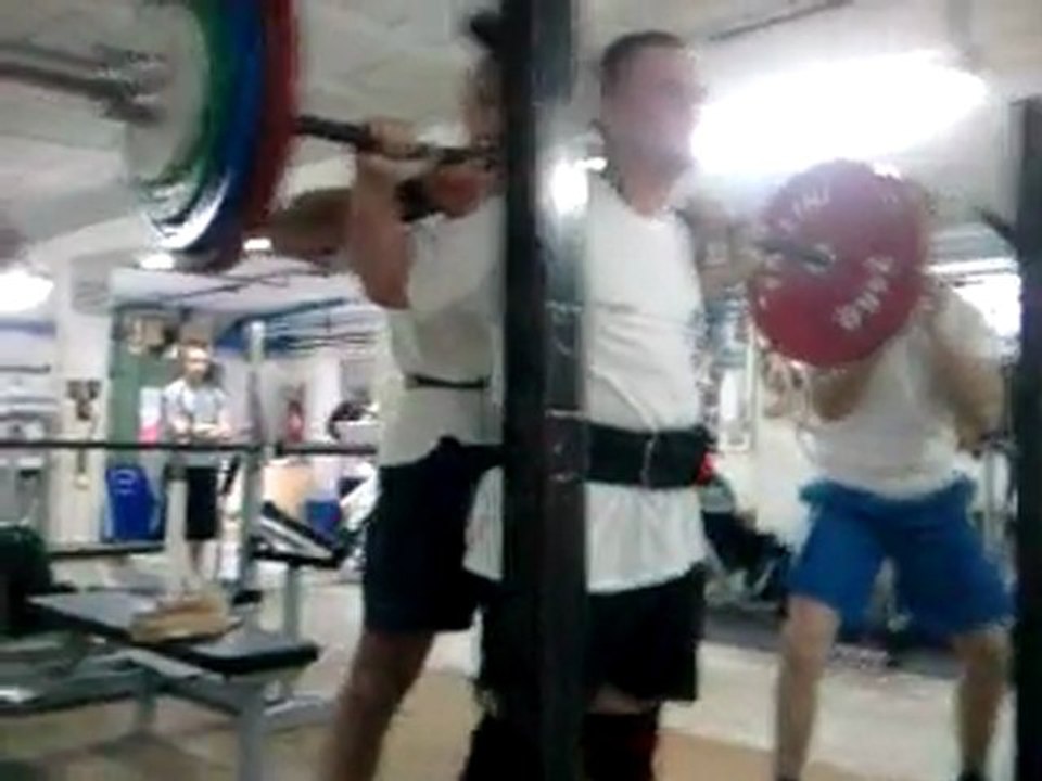 Squat 195 X2  08.04.11